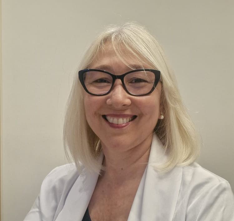 Dra. Roberta Oliveira